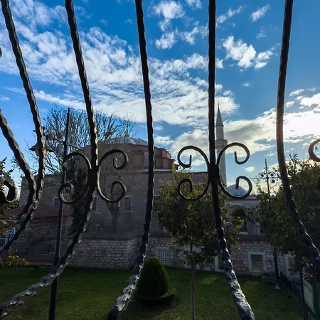 Antik Little Hagia Sophia Apartamento